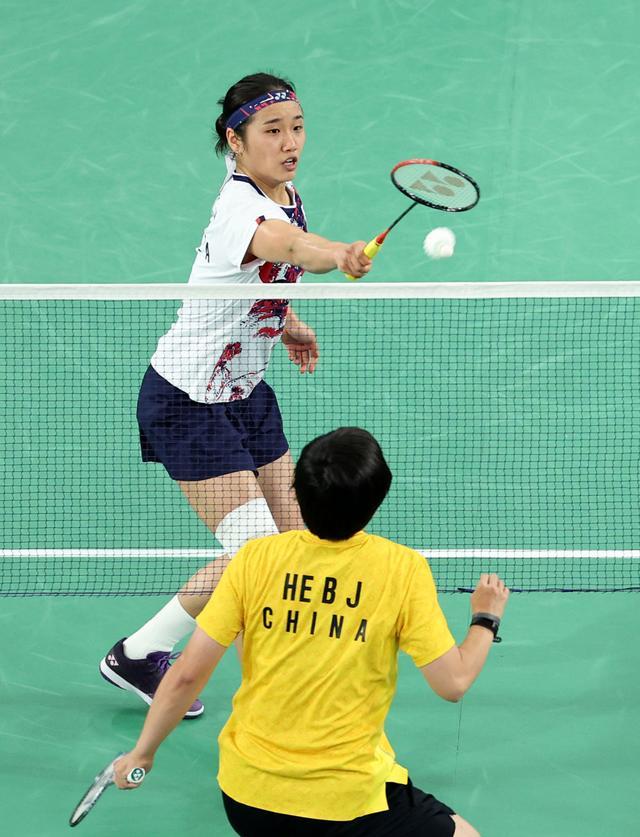 赛中举步维 赛中举步维